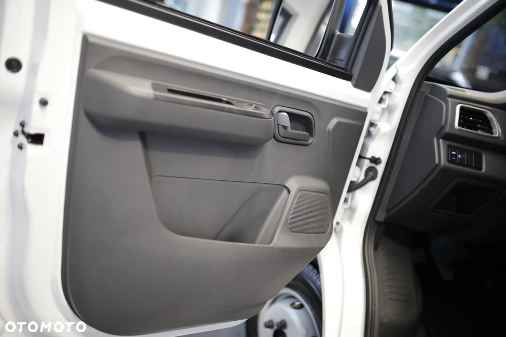 BAW Light Truck - 18