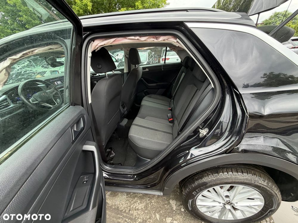 Volkswagen T-Roc - 15