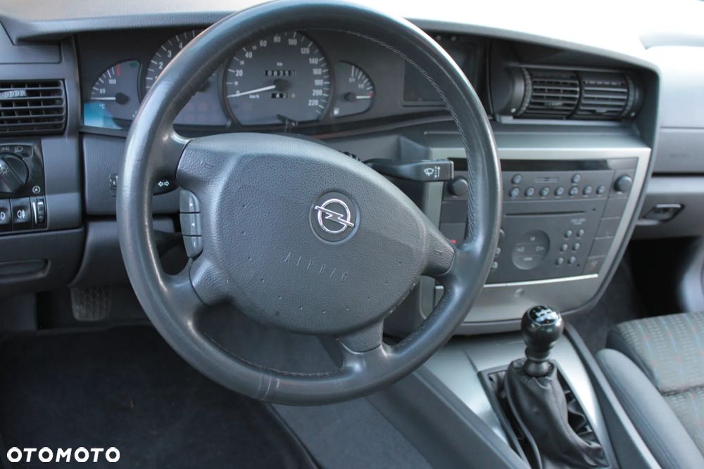 Opel Omega - 25
