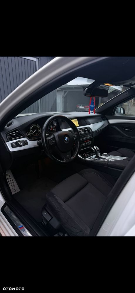 BMW Seria 5 520d - 11