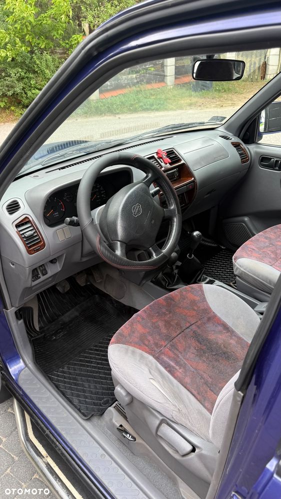 Nissan Terrano - 4
