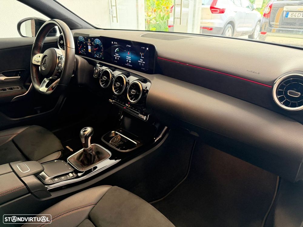 Mercedes-Benz A 160 AMG Line - 9