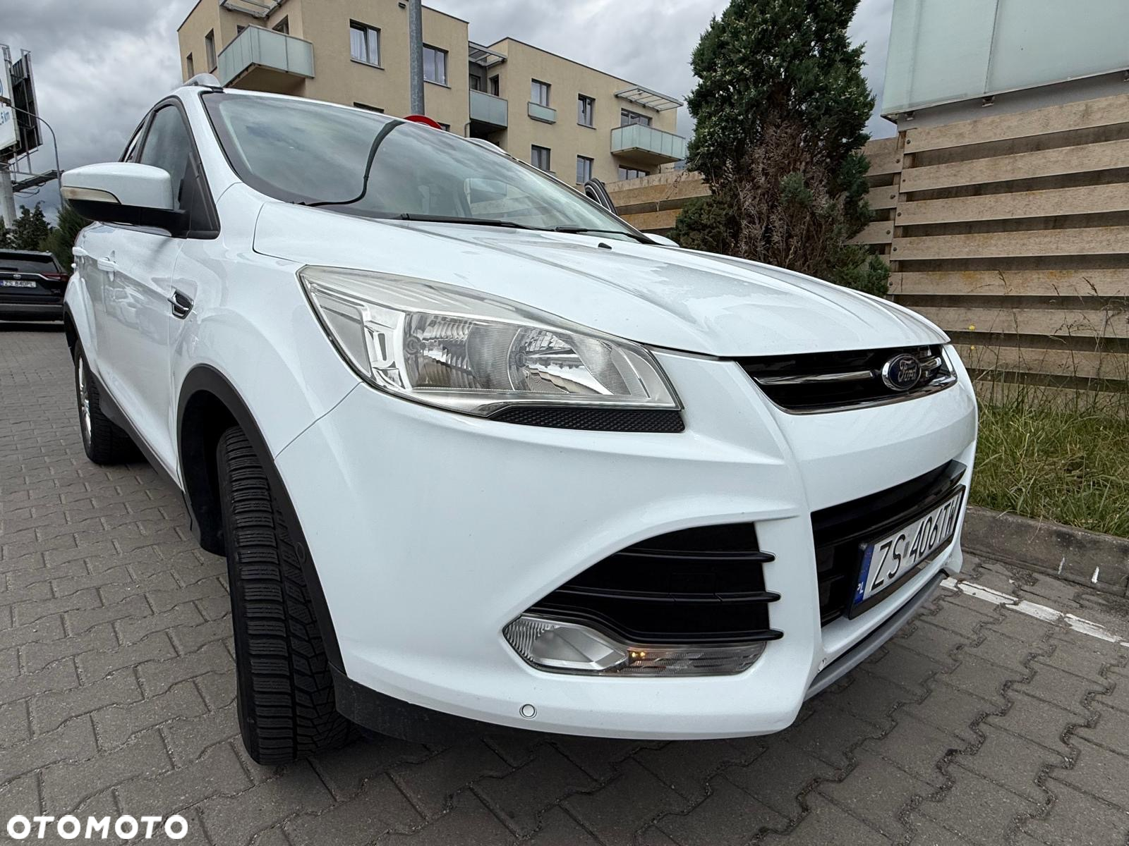 Ford Kuga 2.0 TDCi 4WD Titanium - 26