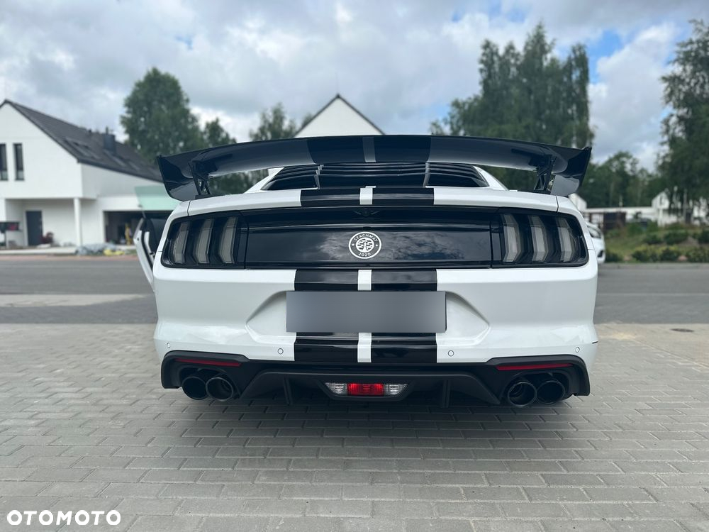 Ford Mustang 5.0 V8 GT - 5