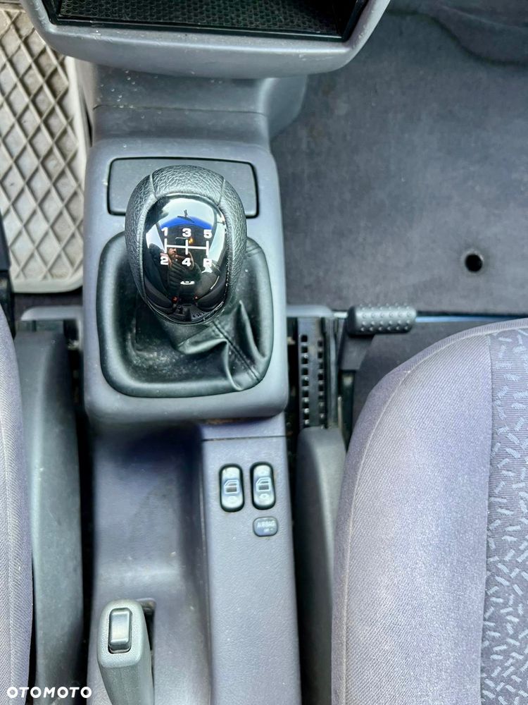 Mercedes-Benz Klasa A 140 Classic - 17