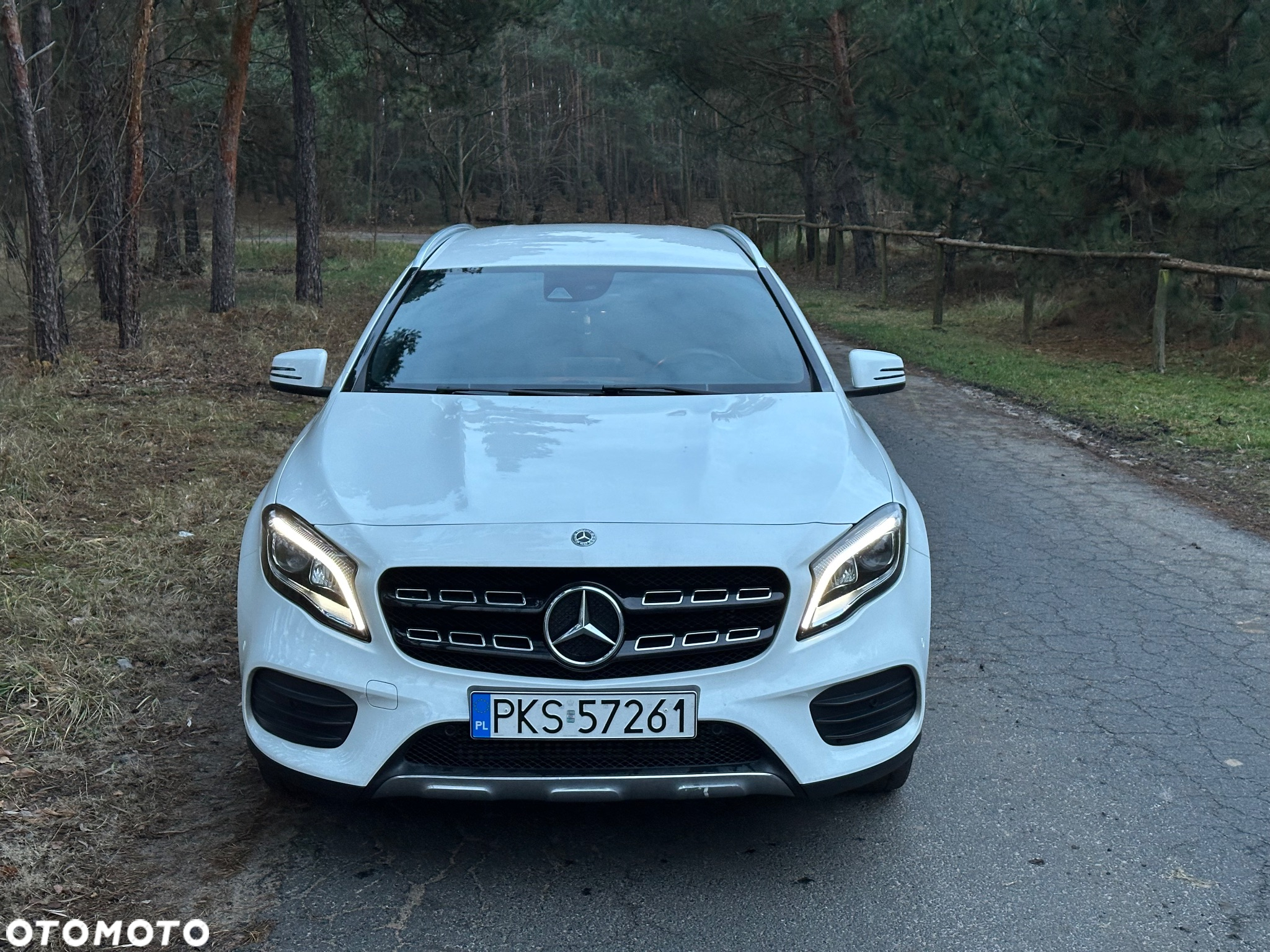 Mercedes-Benz GLA 200 7G-DCT AMG Line - 7