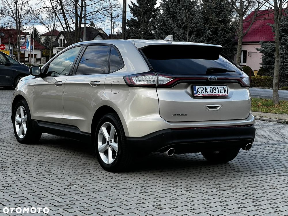 Ford Edge 2.0 TDCi 4WD Titanium - 5