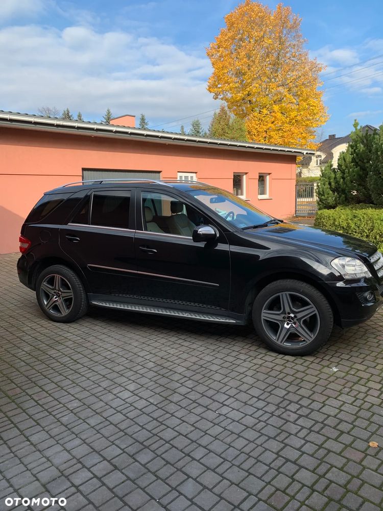 Mercedes-Benz ML - 6