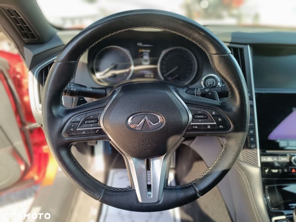 Infiniti Q60 - 20