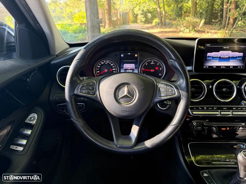 Mercedes-Benz C 200 d Avantgarde - 21
