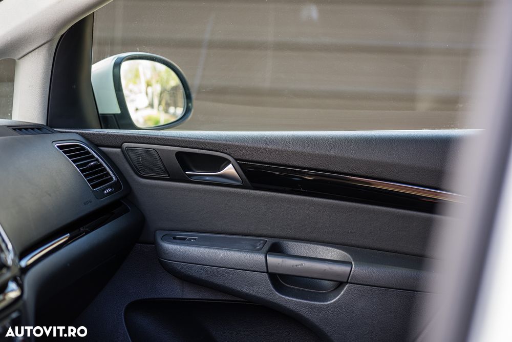 Volkswagen Sharan 2.0 TDI DSG (BlueMotion Technology) Highline - 21