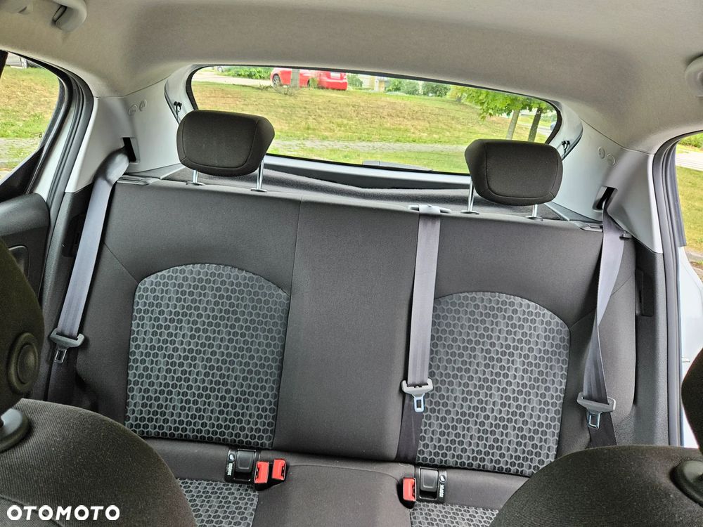 Opel Corsa 1.4 Enjoy - 4
