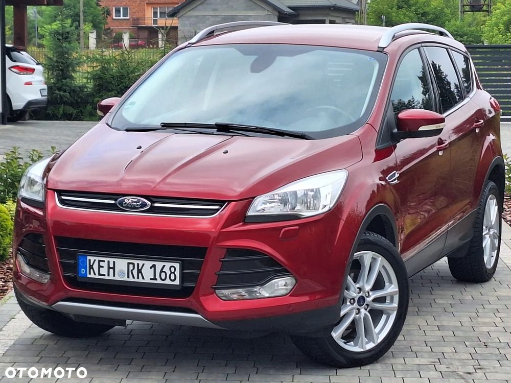 Ford Kuga 1.5 EcoBoost 2x4 Titanium - 4