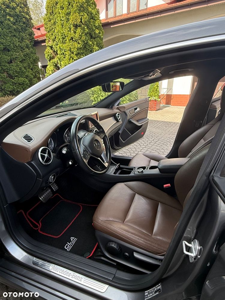 Mercedes-Benz CLA 200 d 7G-DCT - 10