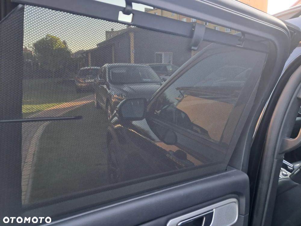 Ford Explorer - 22
