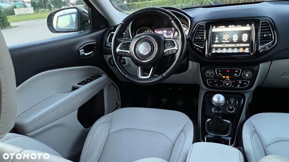 Jeep Compass 2.0 MultiJet Active Drive Limited - 26