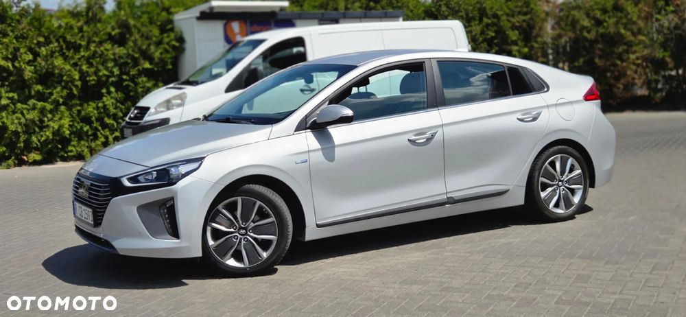 Hyundai IONIQ 1.6 GDI Premium - 18