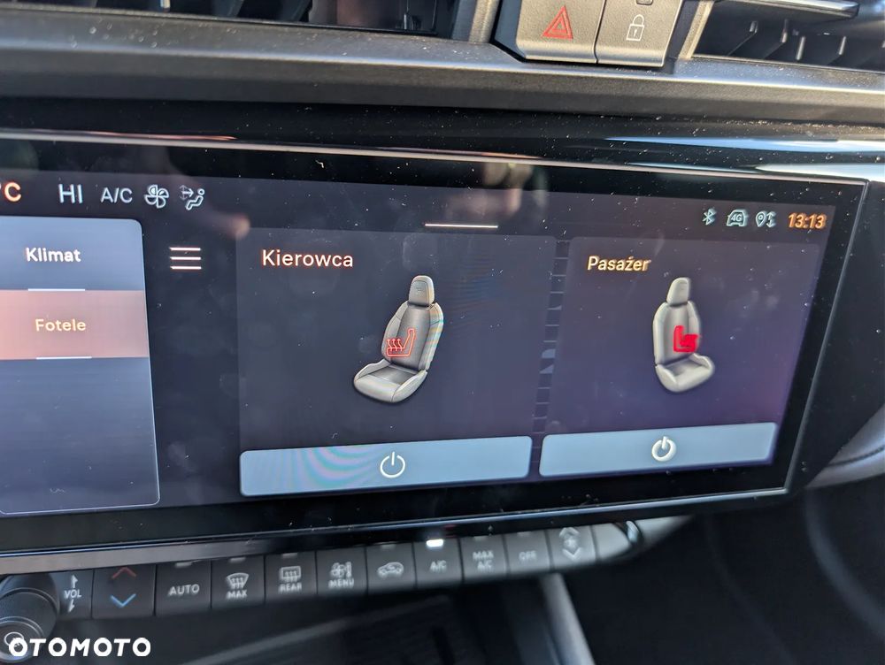 Alfa Romeo Junior 1.2 mHEV Ibrida Q4 eDCT - 19