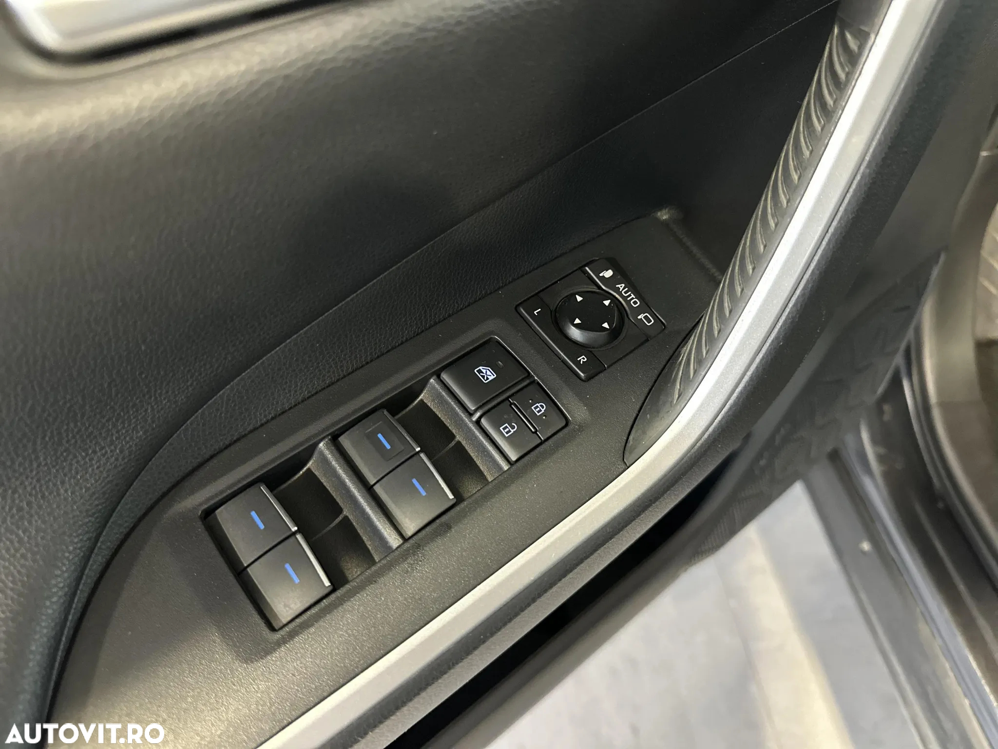 Toyota RAV4 Plug-in-Hybrid - 14