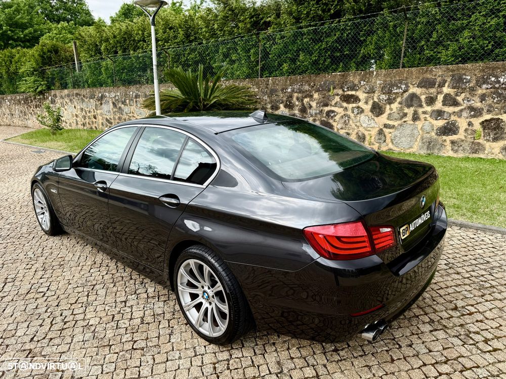 BMW 530 d Auto - 14