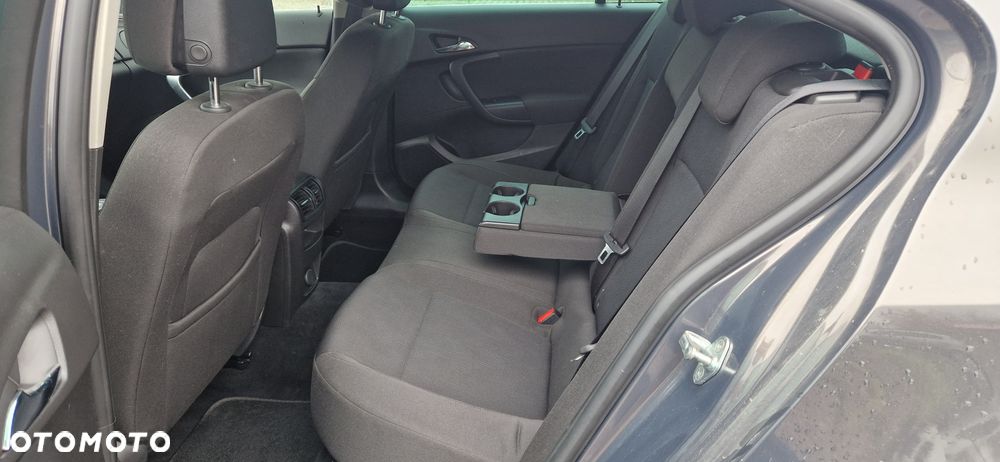 Opel Insignia 1.4 T Cosmo S&S - 10