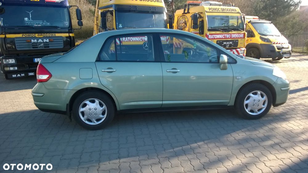Nissan Tiida 1.6 Tekna - 7