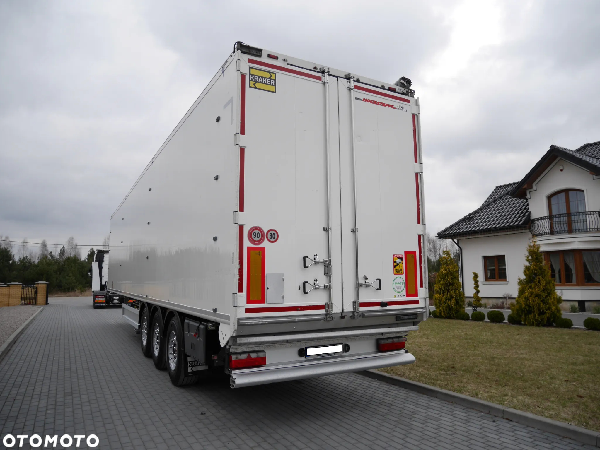 Kraker Ruchoma Podłoga 92m3 - 14