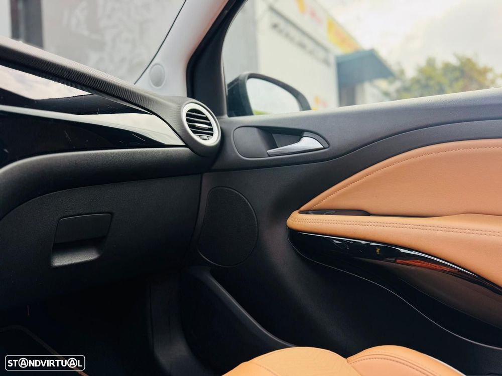 Opel Adam 1.0 T Rocks - 33