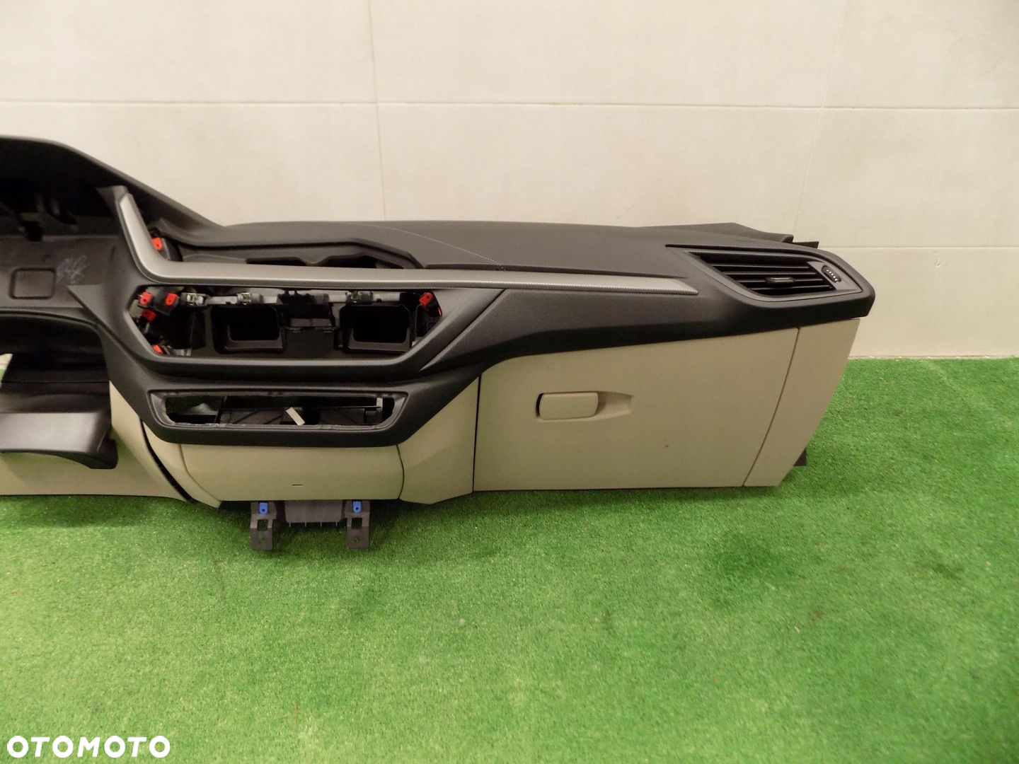 BMW F44 DESKA ROZDZIELCZA KONSOLA NIEREGENEROWANA NIĆ - 7
