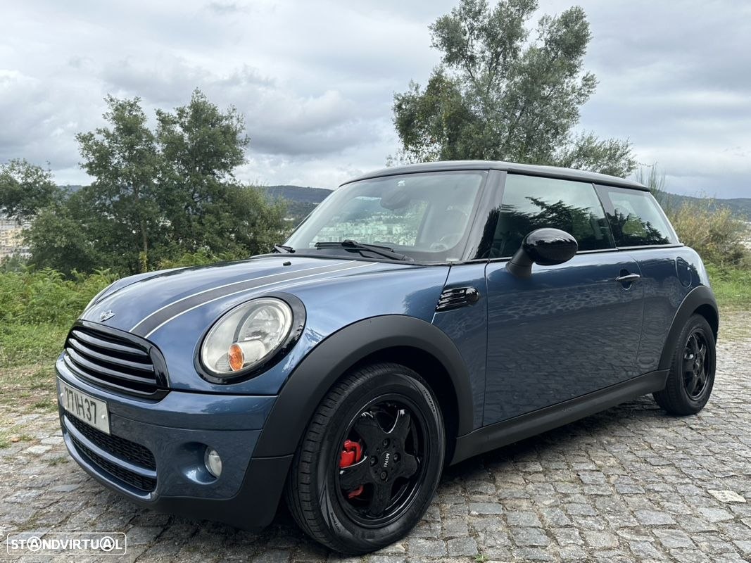 MINI 3 Portas Cooper D - 5