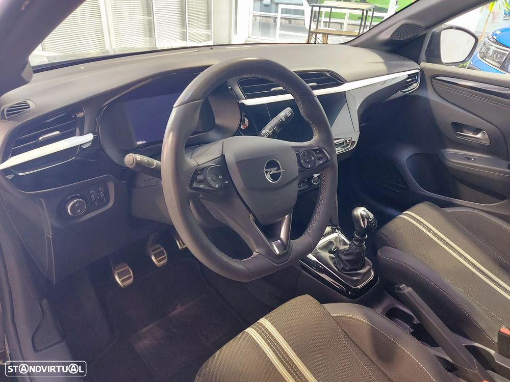 Opel Corsa 1.2 T GS - 10