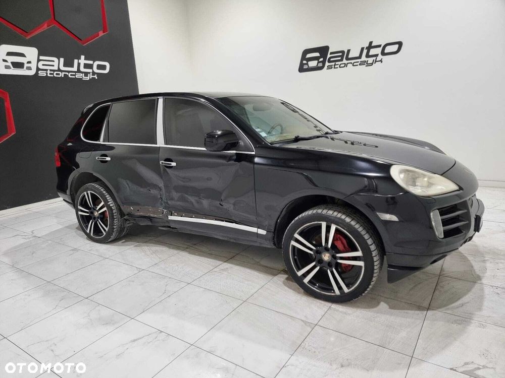 Porsche Cayenne - 12