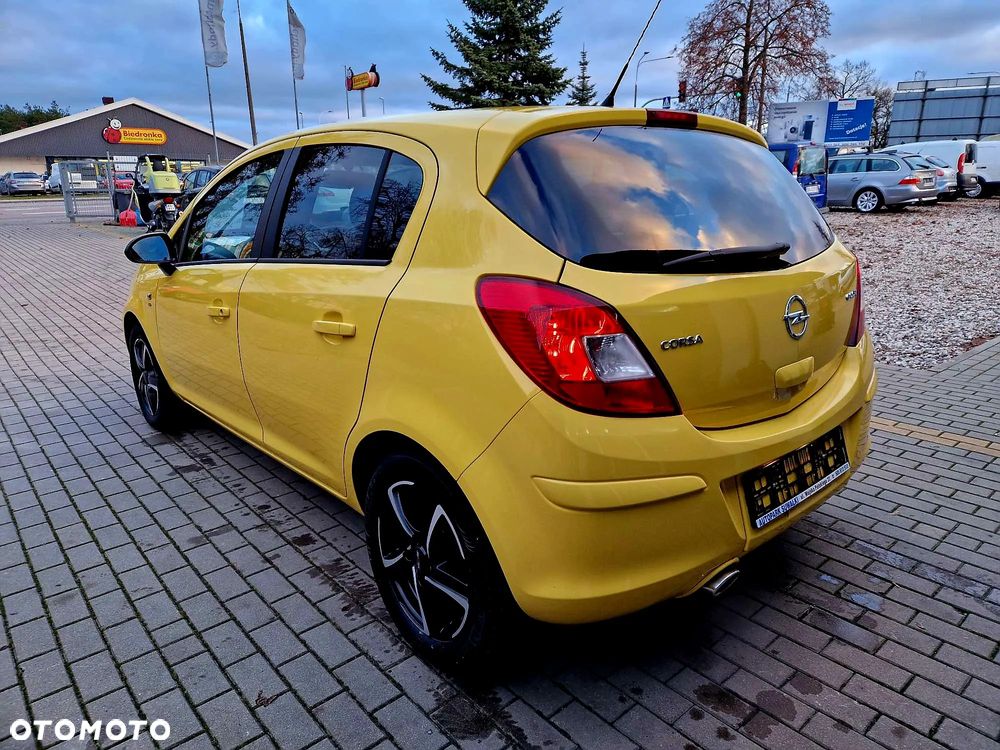 Opel Corsa 1.2 16V Color Edition - 8