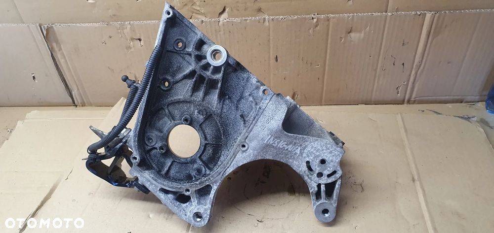Mocowanie pompy wtryskowej paliwa Opel Insignia A 2.0 CDTI 55574721 - 5