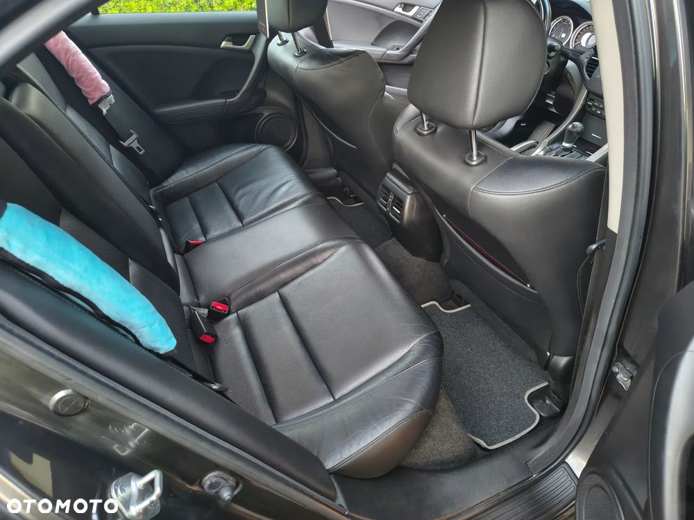 Honda Accord 2.4 Executive - 11