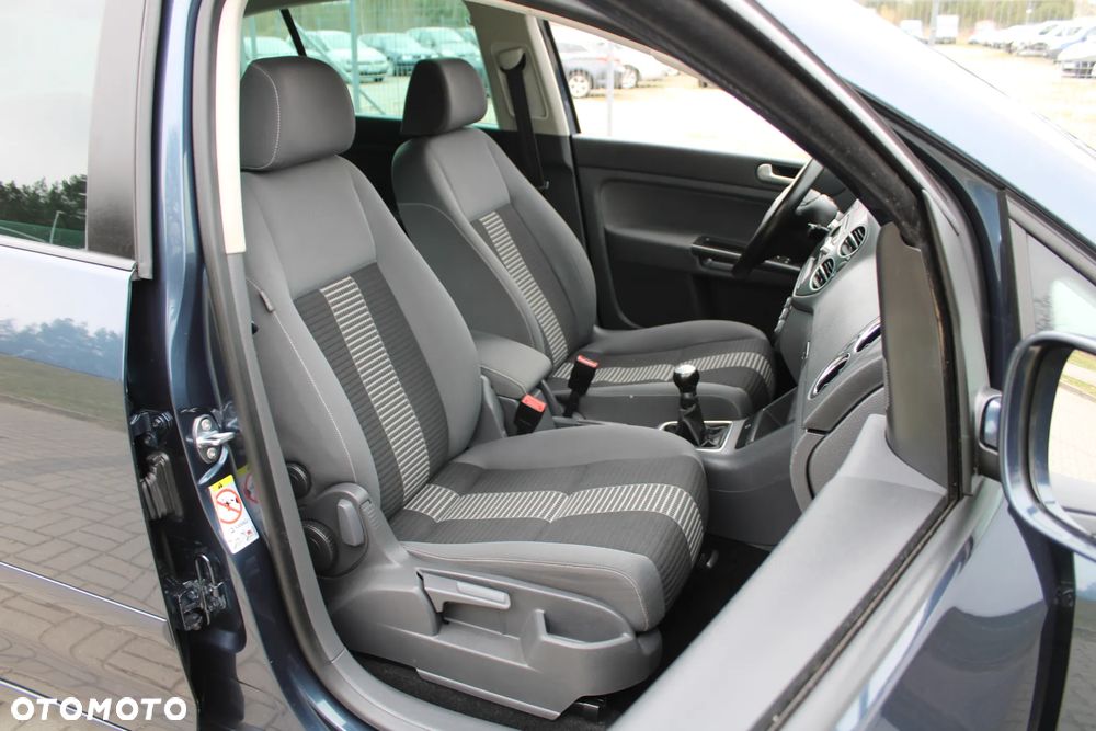 Volkswagen Golf Plus 1.6 Goal - 28