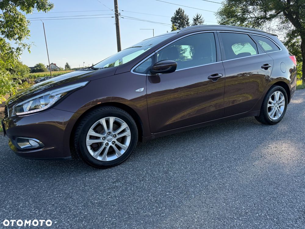Kia Ceed 1.6 GDI Platinum Edition - 5