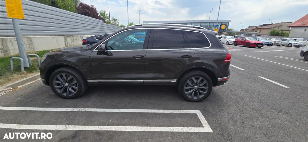 Volkswagen Touareg - 2