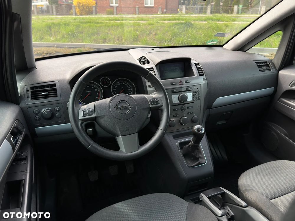 Opel Zafira 1.8 - 6