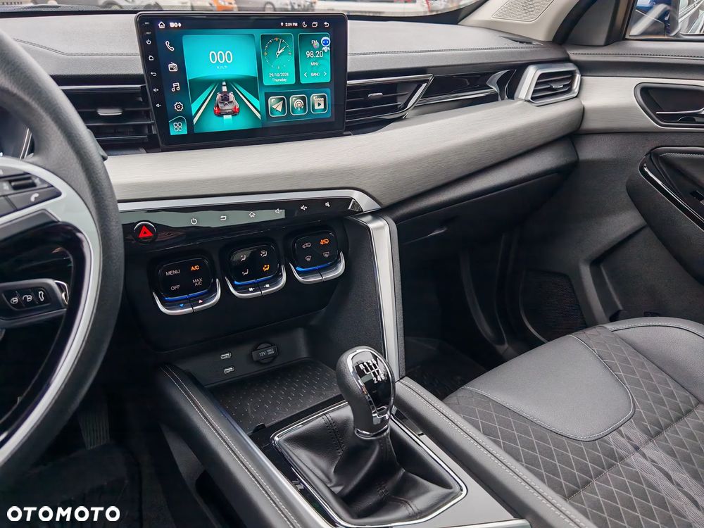 BAIC 3 1.5T Luxury - 16