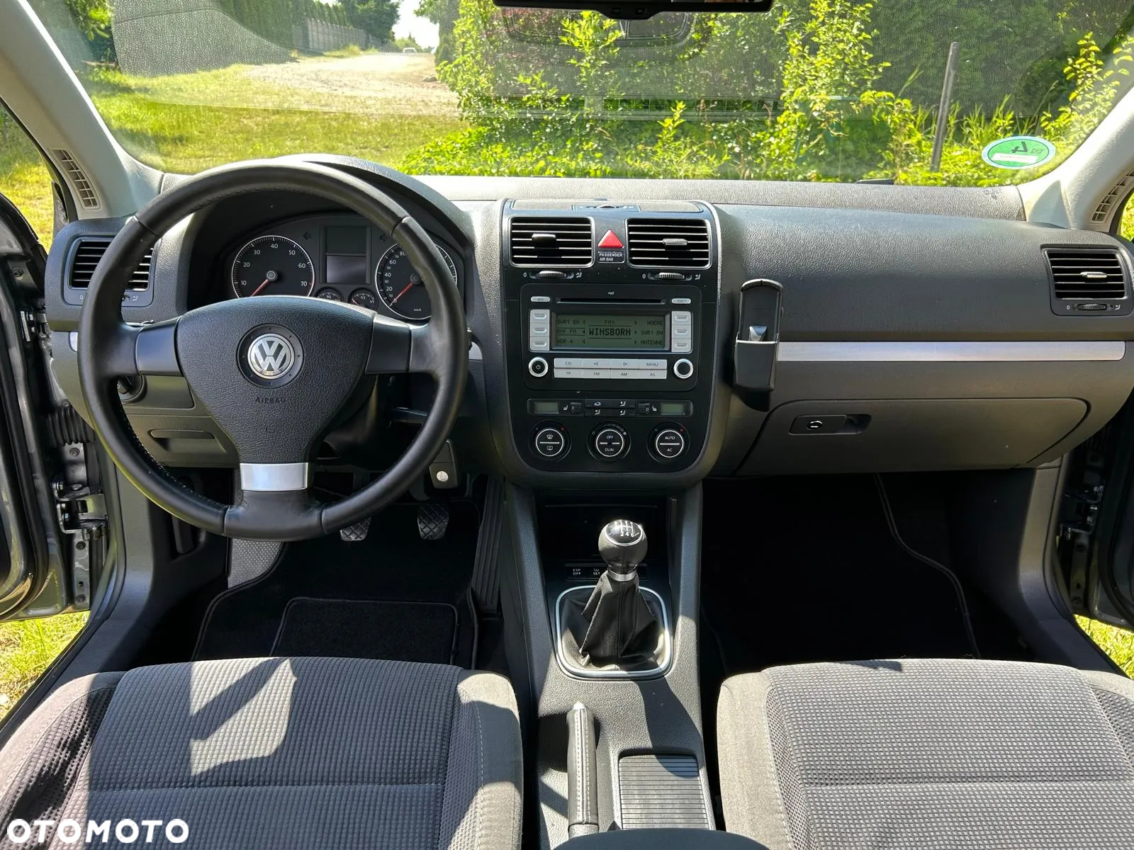 Volkswagen Golf - 5