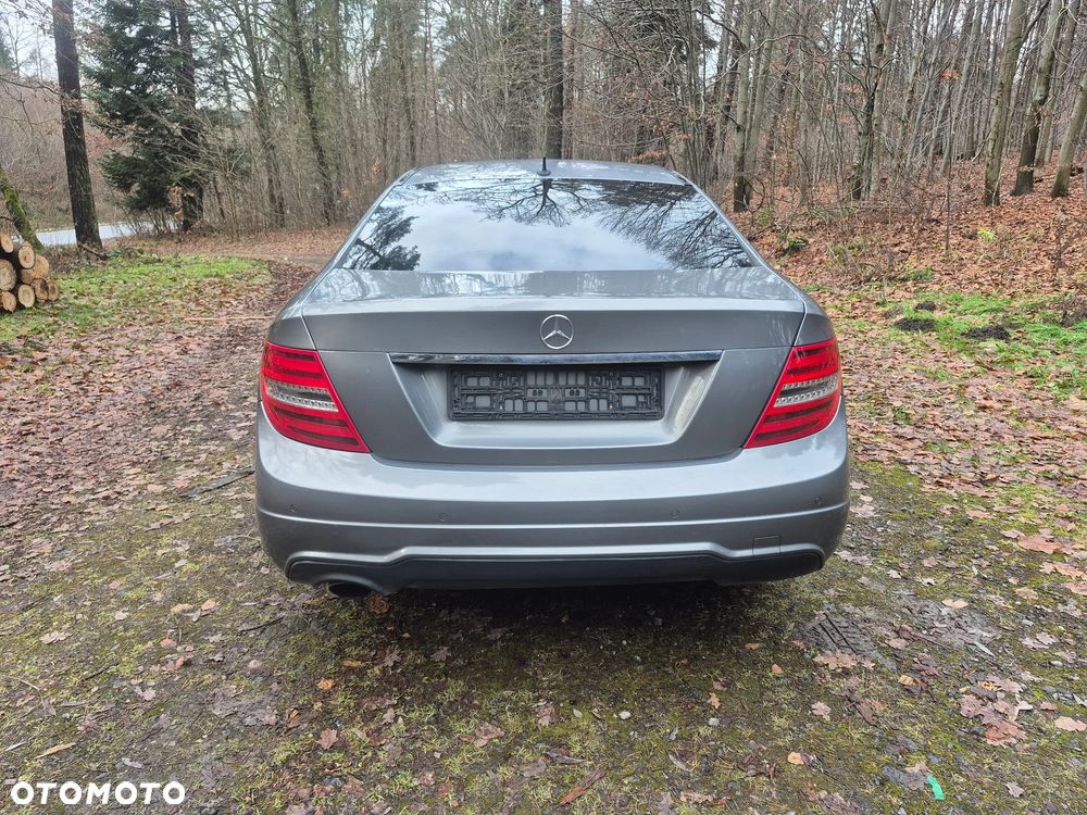 Mercedes-Benz Klasa C 220 CDI DPF (BlueEFFICIENCY) 7G-TRONIC - 8