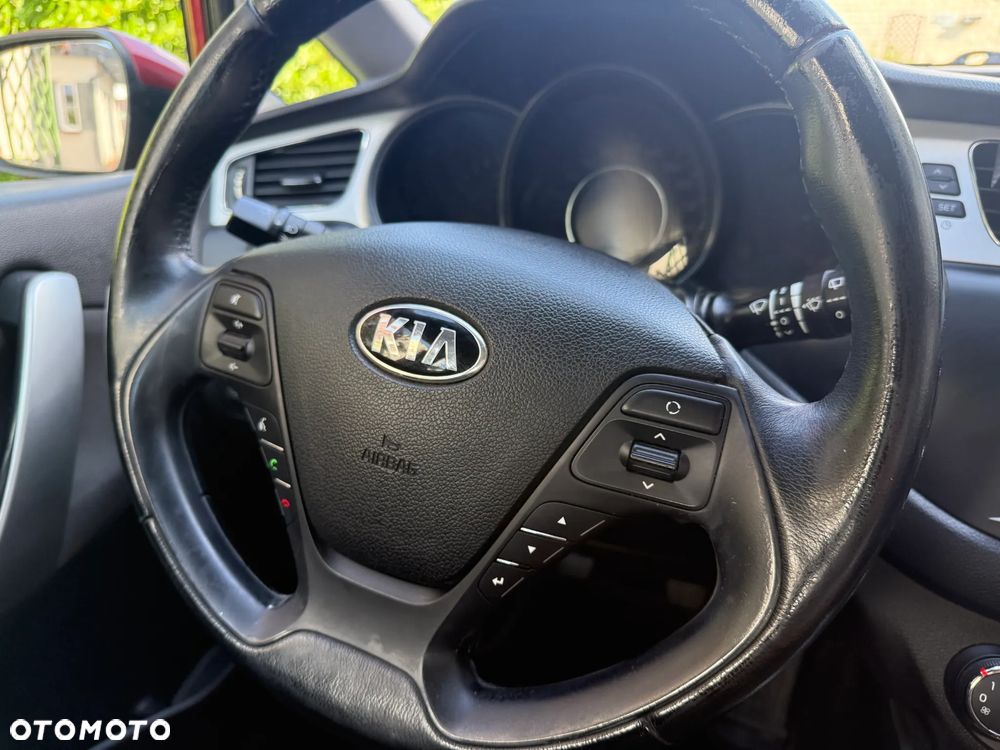 Kia Ceed 1.6 GDI L - 19