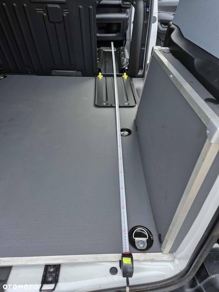 Toyota Proace City - 10