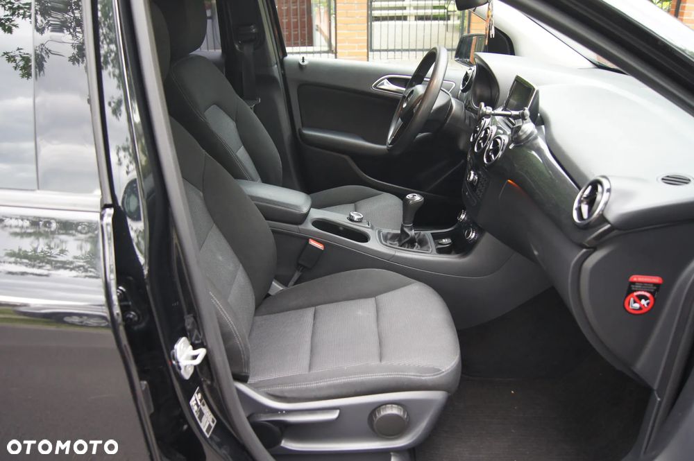 Mercedes-Benz Klasa B 180 CDI BlueEFFICIENCY Edition 1 - 19