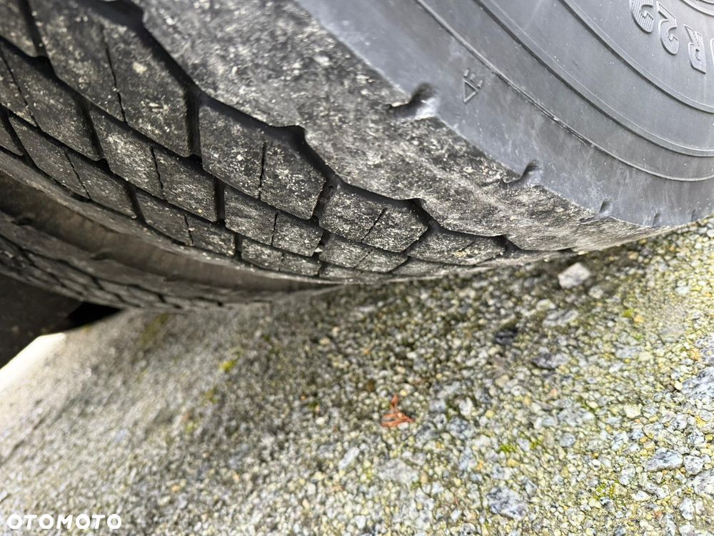 Mercedes-Benz Actros - 8