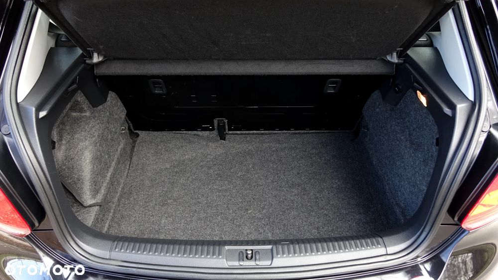 Volkswagen Polo - 30