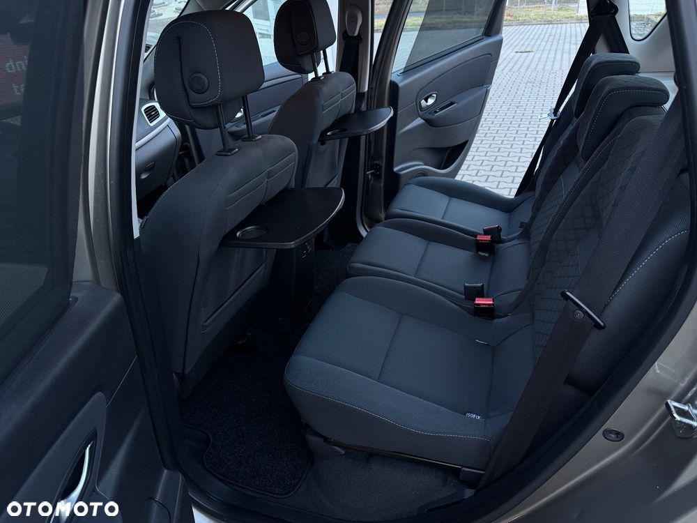 Renault Scenic - 18