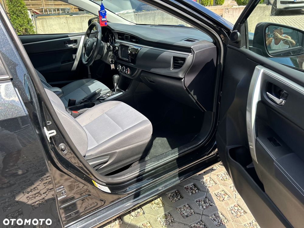 Toyota Corolla 1.8 LE - 12