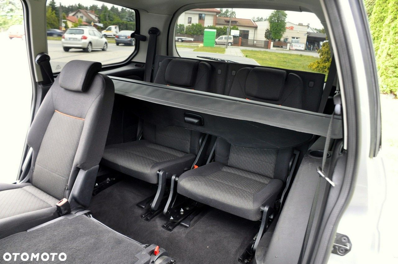 Ford Galaxy - 21